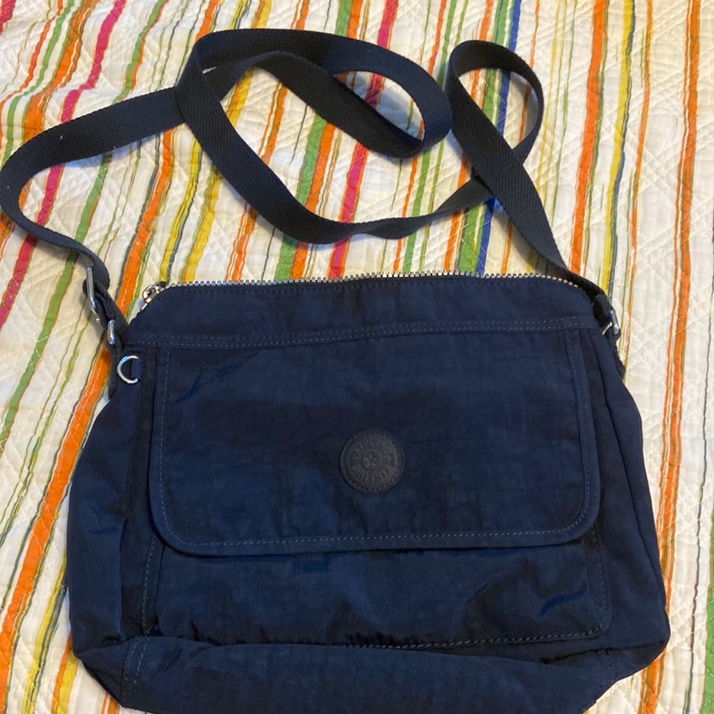 Cute crossbody!